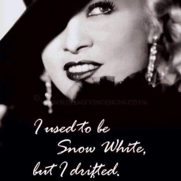 Out with the boring; in with the humor! Read on . . . 👜👚👠👛💍 - Picture 13 of 16